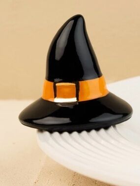 NEW Nora Fleming Black Ceramic Witchful thinking Hat with Orange Band. NWT